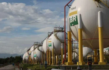 Petrobras reduz preço do diesel vendido para as distribuidoras