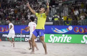 Brasil supera Portugal e garante vaga na final do Mundial de futebol de areia, em busca do hepta