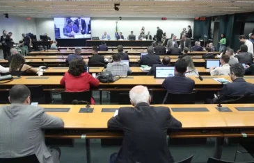 Comissão da Câmara debate porte de arma para vigilantes fora do horário de serviço