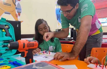 Governo de Goiás abre 900 vagas para cursos gratuitos de robótica