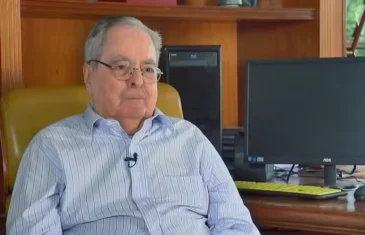 Benedito Ruy Barbosa é internado em São Paulo e não tem previsão de alta, diz boletim médico