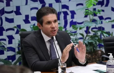 Motta dá prazo de dez dias para governo apresentar alternativa ao IOF