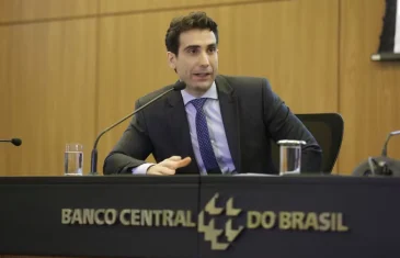 Galípolo diz que não se deve usar IOF com o objetivo de elevar a arrecadação