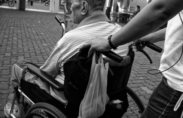 Estudo revela que demência em idosos hospitalizados é despercebida em até 50% dos casos