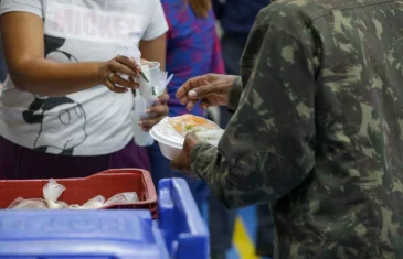 CLDF aprovado projeto que cria o Programa Cozinha Solidária