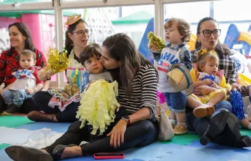 Berçário Buriti reúne famílias para celebrar tradição junina