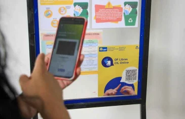 GDF amplia acesso de surdos a serviços públicos com plataforma de Libras online