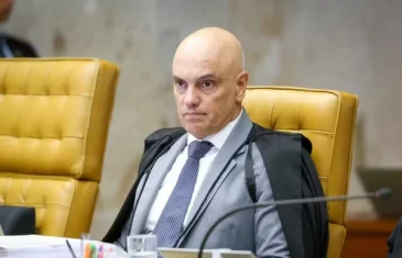 Alexandre de Moraes manda prender homem que quebrou relógio histórico do Planalto