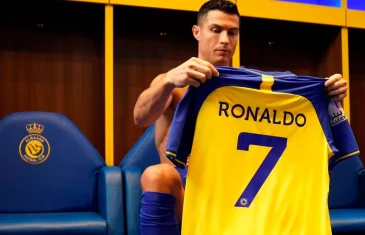 Cristiano Ronaldo receberá quase R$ 4 bilhões por mais dois anos de contrato com Al-Nassr, diz jornal