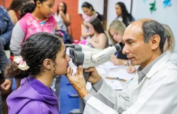 Programa Em um Piscar de Olhos atendeu mais de 15 mil alunos da rede pública no 1º semestre