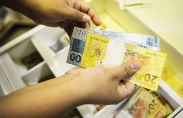 Setor produtivo criticam manutenção dos juros em 15% ao ano