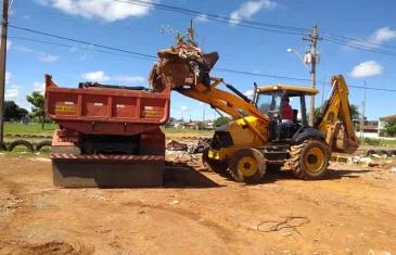 Operação de limpeza retira 26 toneladas de entulho de Ceilândia