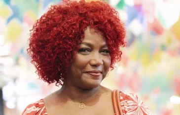 Atriz de ‘Dona de mim’, Cyda Moreno é vaidosa como sua personagem: ‘Posso não ter o que comer, mas o dinheiro da minha tinta é sagrado’