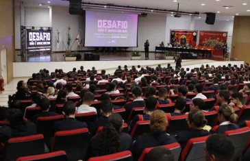 Palestra alerta sobre riscos digitais e integra programação do Agosto Lilás