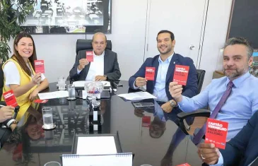 Governo do DF e CBF firmam acordo para levar campanha contra o racismo a todo o país
