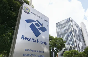 Receita Federal voltará a exigir declaração de fintechs após operações da PF