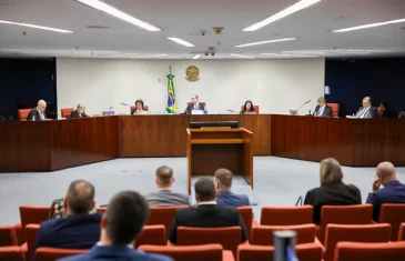 STF recebe mais de 3 mil inscrições de interessados em acompanhar julgamento de Bolsonaro