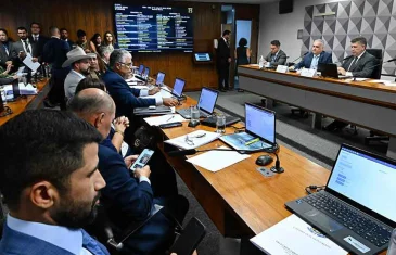 CPMI do INSS pede prisão preventiva de 21 investigados