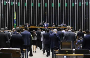 Câmara aprova projeto que cria o Sistema Nacional de Educação