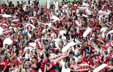 Flamengo reúne torcidas organizadas para debater violência contra as mulheres