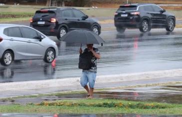 Volta das chuvas no DF exige mais cuidado no trânsito; veja recomendações