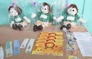 Coordenação Regional de Taguatinga entrega kits lúdicos para fortalecer a alfabetização