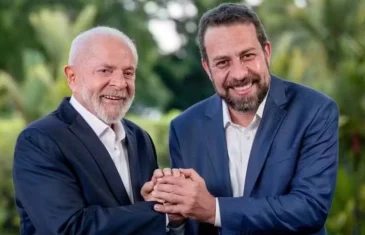 Lula avisa a aliados que vai nomear Boulos em ministério quando voltar ao Brasil