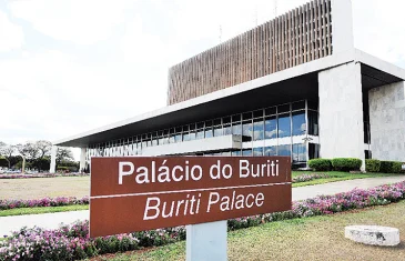 Distrito Federal apresenta superávit fiscal e controle de despesa com pessoal