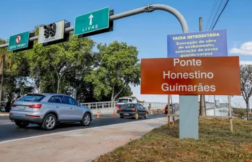 Uma das faixas da Ponte Honestino Guimarães será interditada na próxima semana