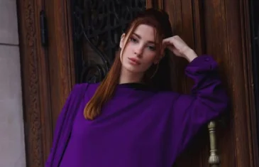 Bruna Altieri participa de desfile da filha de Yohji Yamamoto na Paris Fashion Week