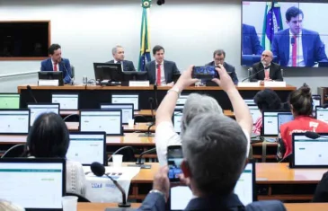 PEC da reforma administrativa promove resultados e combate a privilégios