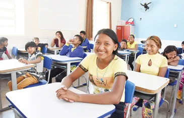 Estudo aponta que um em cada quatro moradores do DF é criança ou adolescente