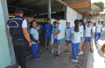CEF 14 de Taguatinga aprova o modelo de gestão compartilhada de ensino