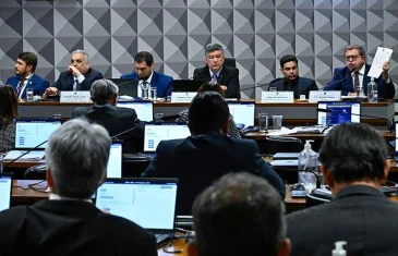 Ex-presidente de associação se cala na CPMI do INSS