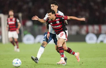 Flamengo vence o Racing e leva vantagem para a volta da semifinal da Libertadores