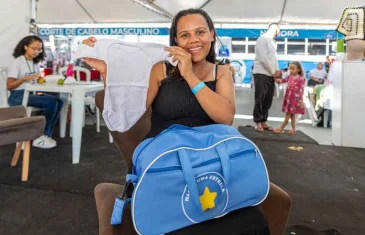 Campanha transforma uniformes escolares em enxovais para bebês de famílias vulneráveis