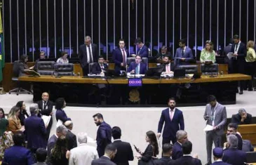 Câmara aprova projeto que permite ao governo ampliar gastos com defesa nacional