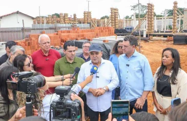 Governador Ibaneis visita obras do Hospital de Brazlândia