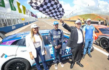 Governador Ibaneis Rocha reabre o icônico Autódromo Internacional de Brasília