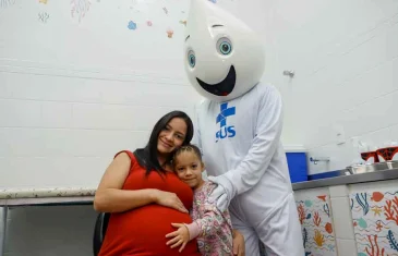 Gestantes poderão tomar a vacina contra o vírus sincicial respiratório (VSR) neste sábado (6)