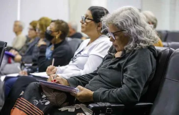 Terminam nesta terça (9) as inscrições para o Aulão de Redação 60+