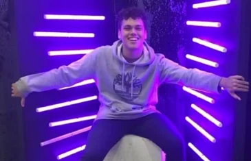 De ‘Rei do Bis’ ao ‘Cowboy Vagabundo’: relembre casos de artistas que morreram no meio de apresentações