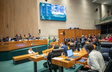 Plenário da CLDF aprova mudanças na Lei de Diretrizes Orçamentárias de 2026