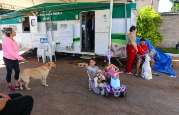 Itapoã recebe unidade móvel do Hvep com atendimentos gratuitos para pets