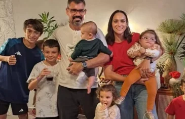 Juliano Cazarré revela rotina na criação dos 6 filhos: ’36 caixas de leite, sacão de limão, 2kg de tomate… É sinistro’