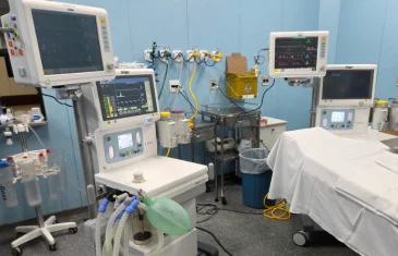 Hospital de Base recebe dois novos aparelhos de anestesia