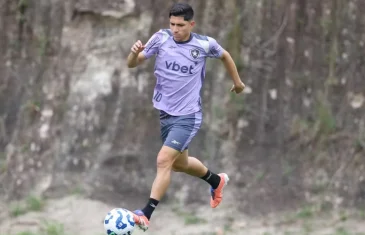 Fluminense e Savarino não se acertam e clube desiste de contratar jogador do Botafogo