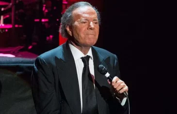 Ex-funcionárias acusam Julio Iglesias de assédio sexual e abuso de poder em residências no Caribe: ‘Um lugar horrível’