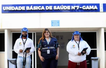 Agentes Comunitários de Santa Maria e Gama estão de uniformes novos
