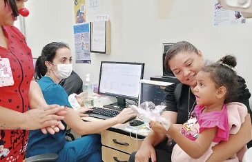 Inscrições abertas para pediatra com salário de R$ 18,1 mil na rede pública do DF